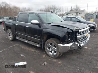 2016 Chevrolet Silverado 1500 LTZ with VIN 3GCUKSEC2GG349340, listed as a IAAI auction lot 41722693 with 122,321 mi miles. Bid and sale history available at carsss.com. Image 1.