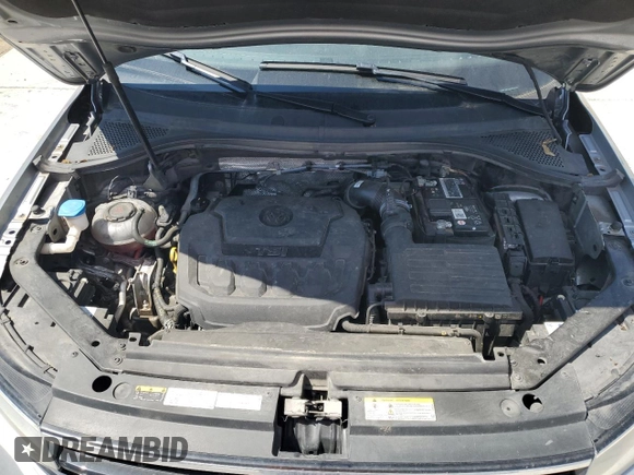 2022 Volkswagen Tiguan SE R-Line Black with VIN 3VV8B7AX9NM081894, listed as a Copart auction lot 56132245 with 74,053 mi miles and Salvage title. Bid and sale history available at DreamBid. Image 11.