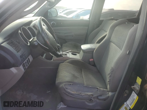 2011 Toyota Tacoma PreRunner with VIN 5TFJU4GN6BX006400, listed as a Copart auction lot 82746824 with Not Provided miles and Clean Title. Bid and sale history available at DreamBid. Image 7.