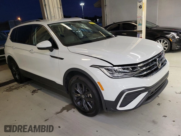 2024 Volkswagen Tiguan SE с VIN 3VV3B7AX8RM082650, выставлен на аукционе IAAI как лот 42853001 с пробегом 19 677 миль миль и . История ставок и продаж доступна на DreamBid. Изображение 5.