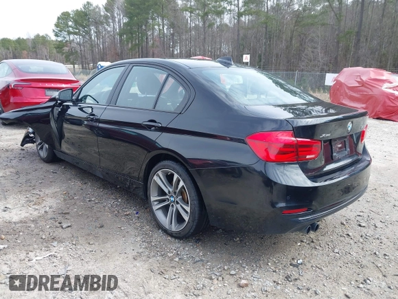 2016 BMW 3 Series 328i xDrive z VIN WBA8E3C52GK502758, wystawiony jako IAAI lot #41651463 z przebiegiem 95 537 mil mil oraz . Historia ofert i sprzedaży dostępna na DreamBid. Obrazek 3.