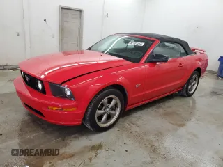 2005 Ford Mustang GT Deluxe with VIN 1ZVFT85H455241680, listed as a Copart auction lot 82101444 with 51,114 mi miles and Salvage Title. Bid and sale history available at DreamBid. Image 1.