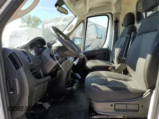 2018 Ram ProMaster Cargo with VIN 3C6URVJG2JE150935, listed as a Copart auction lot 73581764 with 135,169 mi miles and Salvage Title. Bid and sale history available at carsss.com. Image 7.