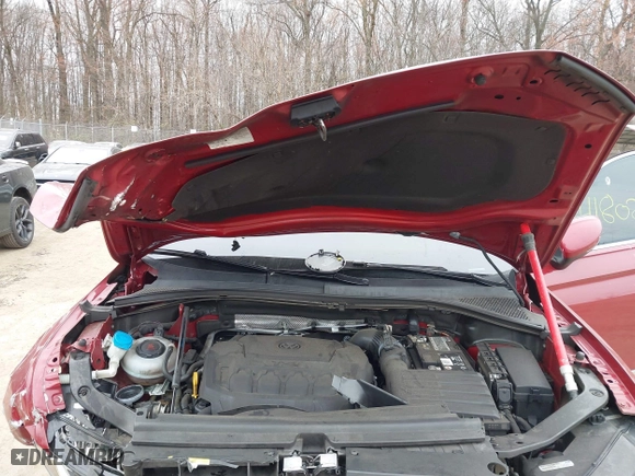 2020 Volkswagen Tiguan SE with VIN 3VV2B7AX2LM018722, listed as a IAAI auction lot 41802291 with 58,914 mi miles. Bid and sale history available at carsss.com. Image 10.