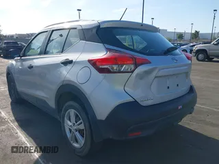 2019 Nissan Kicks SV with VIN 3N1CP5CU4KL516620, listed as a IAAI auction lot 41986143 with 67,702 mi miles. Bid and sale history available at carsss.com. Image 3.