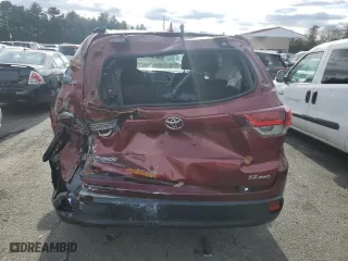 2019 Toyota Highlander SE with VIN 5TDJZRFH2KS609926, listed as a Copart auction lot 88778605 with 210,367 mi miles and Salvage Title. Bid and sale history available at carsss.com. Image 6.