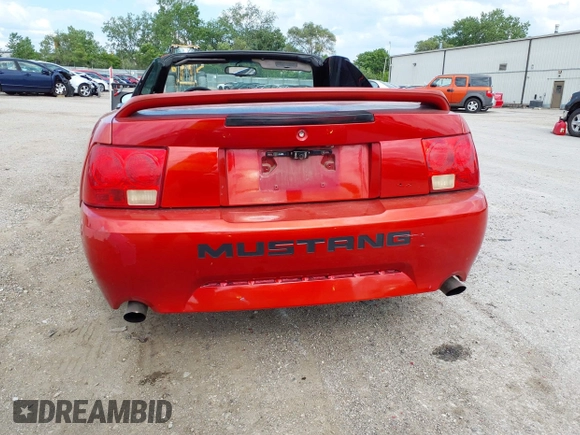 2000 Ford Mustang GT с VIN 1FAFP45XXYF125797, выставлен на аукционе IAAI как лот 42470212 с пробегом 183 845 миль миль и . История ставок и продаж доступна на DreamBid. Изображение 14.