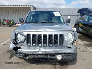 2015 Jeep Patriot Sport with VIN 1C4NJRBB1FD269387, listed as a IAAI auction lot 42111334 with 175,512 mi miles and . Bid and sale history available at carsss.com. Image 12.
