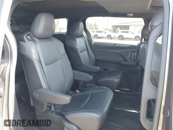 2022 Toyota Sienna XSE with VIN 5TDXRKEC2NS108482, listed as a IAAI auction lot 42061126 with 47,915 mi miles and . Bid and sale history available at DreamBid. Image 8.