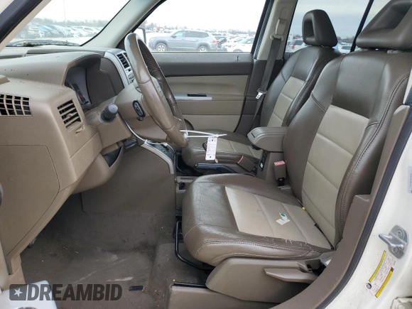 2008 Jeep Patriot Limited with VIN 1J8FT48W58D649307, listed as a Copart auction lot 84977034 with 211,629 mi miles and Clean Title. Bid and sale history available at DreamBid. Image 7.