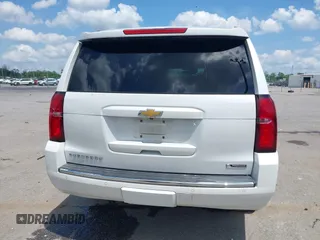 2017 Chevrolet Suburban Premier z VIN 1GNSCJKC5HR139150, wystawiony jako IAAI lot #42125570 z przebiegiem 177 792 mil mil oraz . Historia ofert i sprzedaży dostępna na DreamBid. Obrazek 16.