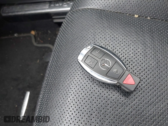 2007 Mercedes-Benz S 550 with VIN WDDNG86XX7A122766, listed as a IAAI auction lot 42375261 with 109,931 mi miles and . Bid and sale history available at DreamBid. Image 11.