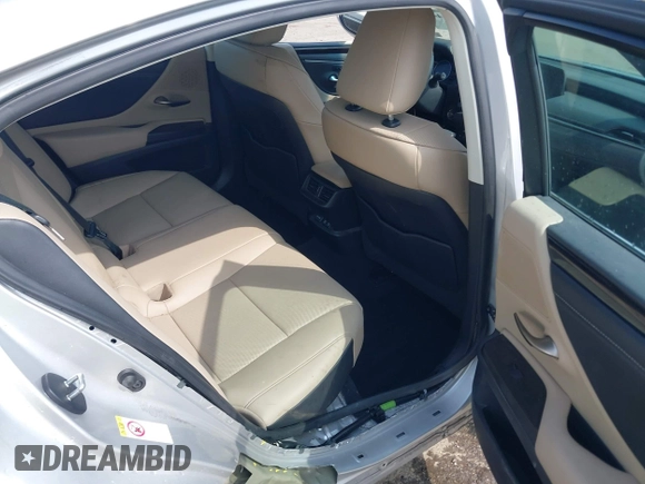 2019 Lexus ES 350 with VIN 58ABZ1B17KU040330, listed as a IAAI auction lot 42448444 with 86,126 mi miles and . Bid and sale history available at DreamBid. Image 8.