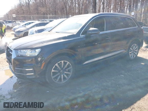 2017 Audi Q7 Premium Plus with VIN WA1LAAF79HD004552, listed as a IAAI auction lot 41643230 with 172,901 mi miles. Bid and sale history available at carsss.com. Image 22.