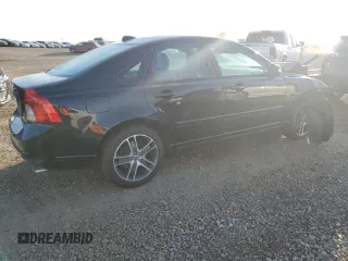 2010 Volvo S40 R-Design with VIN YV1672MH4A2507873, listed as a Copart auction lot 71633534 with 145,152 mi miles and Salvage Title. Bid and sale history available at carsss.com. Image 3.