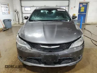 2015 Chrysler 200 S with VIN 1C3CCCBGXFN515782, listed as a Copart auction lot 78106164 with 138,569 mi miles and Clean Title. Bid and sale history available at carsss.com. Image 5.