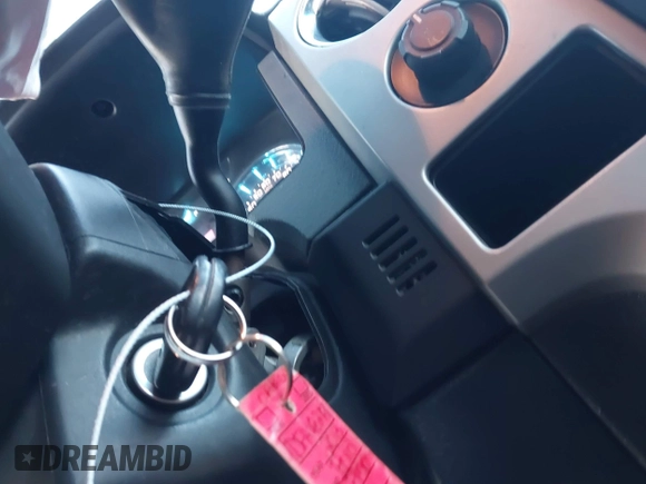 2013 Ford F-150 XL с VIN 1FTEX1EM2DFA48279, выставлен на аукционе IAAI как лот 40549764 с пробегом 360 287 миль миль и . История ставок и продаж доступна на DreamBid. Изображение 11.