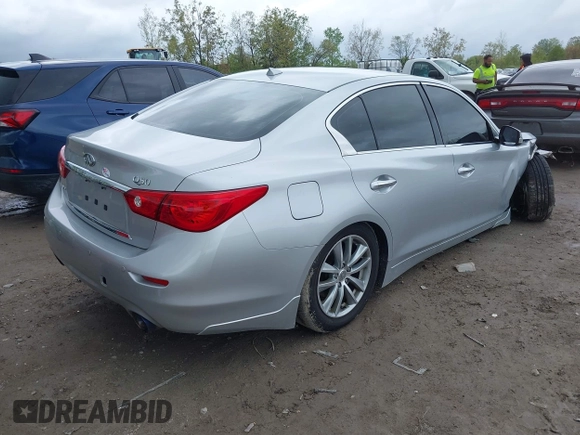 2015 Infiniti Q50 Premium z VIN JN1BV7AR8FM390785, wystawiony jako IAAI lot #42200437 z przebiegiem 94 841 mil mil oraz . Historia ofert i sprzedaży dostępna na DreamBid. Obrazek 4.