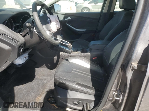 2013 Ford Focus SE with VIN 1FADP3K27DL263111, listed as a Copart auction lot 49594375 with 38,998 mi miles and Salvage Title. Bid and sale history available at carsss.com. Image 7.