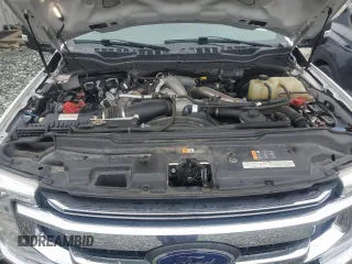 2020 Ford F-250 XL z VIN 1FT7W2BT3LEE43279, wystawiony jako Copart lot #56520545 z przebiegiem 200 578 mil mil oraz Czysty tytuł • Clean title. Historia ofert i sprzedaży dostępna na DreamBid. Obrazek 11.