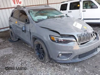 2020 Jeep Cherokee Latitude Plus with VIN 1C4PJLLB1LD561220, listed as a IAAI auction lot 40784775 with 0 mi miles. Bid and sale history available at carsss.com. Image 1.