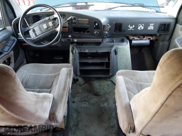 1994 Ford Econoline Cargo with VIN 1FDEE14H5RHB91387, listed as a Copart auction lot 45939385 with 124,179 mi miles and Non Repairable. Bid and sale history available at DreamBid. Image 8.