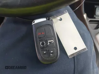 2016 Jeep Cherokee Latitude с VIN 1C4PJLCB4GW287540, выставлен на аукционе IAAI как лот 42517646 с пробегом 154 501 миль миль и . История ставок и продаж доступна на DreamBid. Изображение 11.