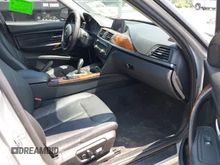 2013 BMW 3 Series 328i xDrive with VIN WBA3B3C52DJ975970, listed as a IAAI auction lot 42280624 with 2,262,225 mi miles and . Bid and sale history available at DreamBid. Image 5.