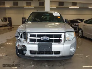 2010 Ford Escape XLT with VIN 1FMCU0D70AKB09942, listed as a IAAI auction lot 41572582 with 218,296 mi miles. Bid and sale history available at carsss.com. Image 13.