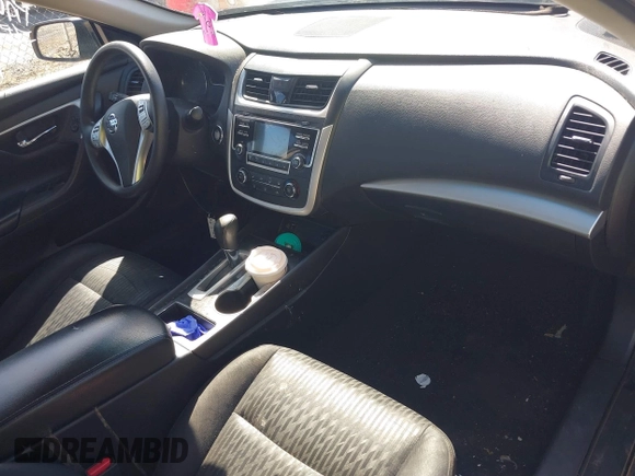 2018 Nissan Altima 2.5 SR with VIN 1N4AL3APXJC120564, listed as a IAAI auction lot 41769315 with 143,587 mi miles. Bid and sale history available at carsss.com. Image 5.