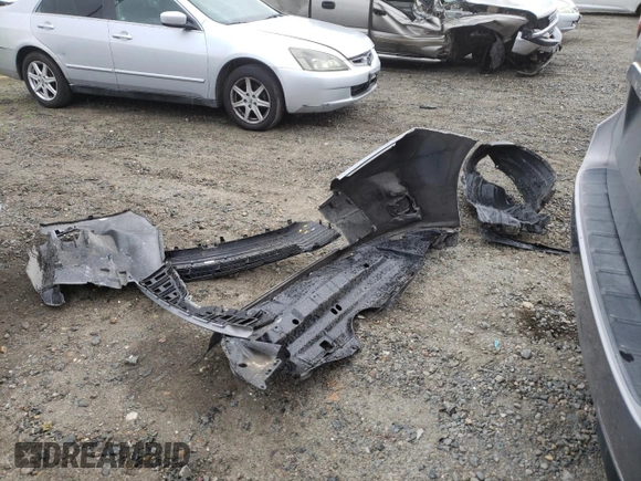 2018 Toyota Sienna LE Auto Access Seat with VIN 5TDKZ3DC6JS944274, listed as a Copart auction lot 51341315 with 49,036 mi miles and Salvage Title. Bid and sale history available at DreamBid. Image 13.