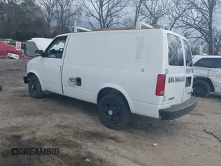 2005 Chevrolet Astro Cargo Van with VIN 1GCDM19XX5B131640, listed as a IAAI auction lot 41722710 with 318,815 mi miles. Bid and sale history available at carsss.com. Image 3.