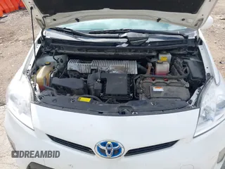 2013 Toyota Prius One with VIN JTDKN3DU0D5546170, listed as a IAAI auction lot 42193801 with 204,796 mi miles. Bid and sale history available at carsss.com. Image 10.