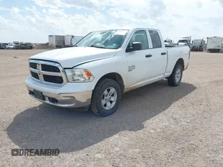 2019 Ram 1500 Tradesman z VIN 1C6RR7FG6KS590438, wystawiony jako IAAI lot #42086963 z przebiegiem 81 328 mil mil oraz . Historia ofert i sprzedaży dostępna na DreamBid. Obrazek 2.