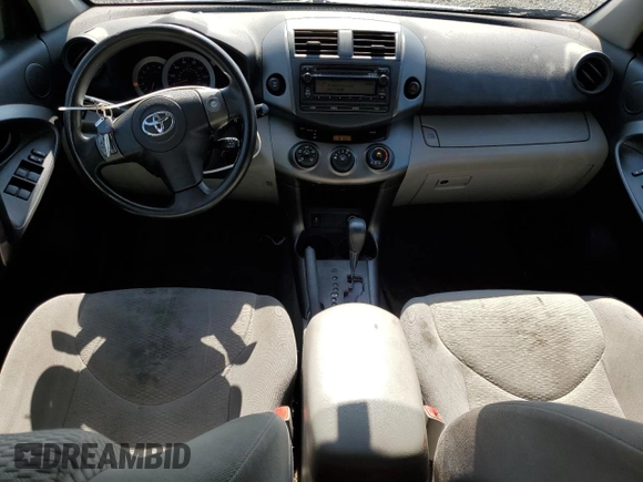 2012 Toyota RAV4 z VIN 2T3BF4DV0CW226771, wystawiony jako Copart lot #62187455 z przebiegiem 191 220 mil mil oraz Szkoda całkowita • Salvage title. Historia ofert i sprzedaży dostępna na DreamBid. Obrazek 8.
