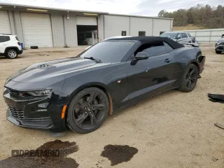 2019 Chevrolet Camaro 2SS z VIN 1G1FH3D7XK0141052, wystawiony jako Copart lot #82774954 z przebiegiem 45 095 mil mil oraz Szkoda całkowita • Salvage title. Historia ofert i sprzedaży dostępna na DreamBid. Obrazek 1.