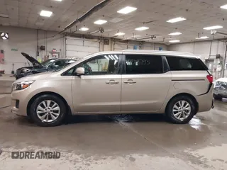 2016 Kia Sedona LX z VIN KNDMB5C13G6199954, wystawiony jako IAAI lot #42109753 z przebiegiem 135 599 mil mil oraz . Historia ofert i sprzedaży dostępna na DreamBid. Obrazek 14.