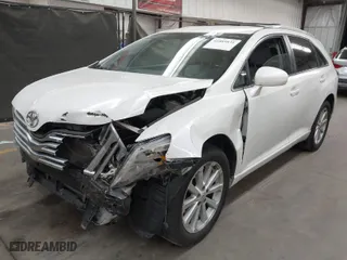 2009 Toyota Venza with VIN 4T3ZE11A79U012340, listed as a IAAI auction lot 41889831 with 1 mi miles. Bid and sale history available at carsss.com. Image 2.