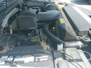 2000 Ford F-150 XL с VIN 1FTRX18L1YNA13975, выставлен на аукционе IAAI как лот 42397187 с пробегом 235 471 миль миль и . История ставок и продаж доступна на DreamBid. Изображение 19.