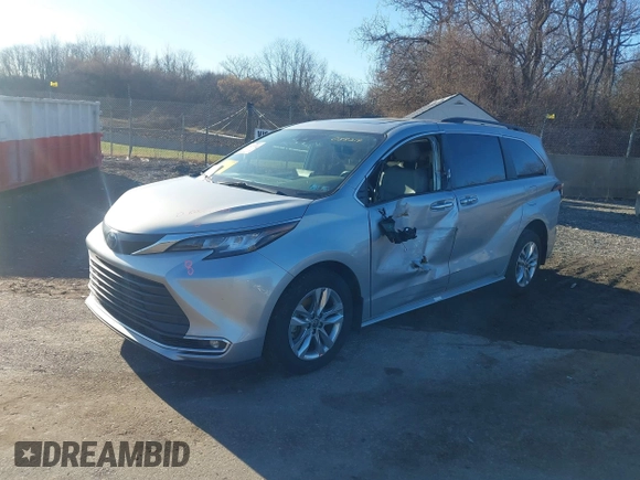 2022 Toyota Sienna XLE with VIN 5TDJRKEC9NS088219, listed as a IAAI auction lot 41820969 with 190,598 mi miles and . Bid and sale history available at DreamBid. Image 2.