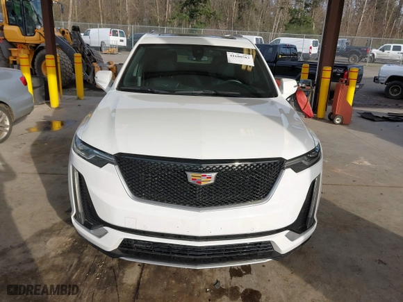 2020 Cadillac XT6 FWD Premium Luxury with VIN 1GYKPCRS3LZ137180, listed as a IAAI auction lot 41680583 with 68,937 mi miles. Bid and sale history available at carsss.com. Image 13.