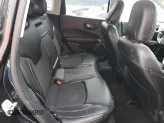 2018 Jeep Compass Latitude z VIN 3C4NJDBB5JT161280, wystawiony jako Copart lot #56758805 z przebiegiem 82 142 mil mil oraz Szkoda całkowita • Salvage title. Historia ofert i sprzedaży dostępna na DreamBid. Obrazek 11.