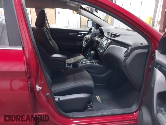 2017 Nissan Rogue SL z VIN JN1BJ1CR3HW135572, wystawiony jako IAAI lot #42200373 z przebiegiem 58 314 mil mil oraz . Historia ofert i sprzedaży dostępna na DreamBid. Obrazek 5.