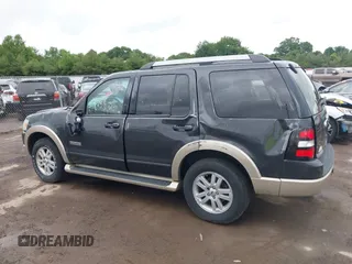 2007 Ford Explorer Eddie Bauer с VIN 1FMEU64EX7UA41639, выставлен на аукционе IAAI как лот 42539231 с пробегом Не указан миль и . История ставок и продаж доступна на DreamBid. Изображение 14.