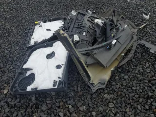 2022 Tesla Model Y Performance z VIN 7SAYGDEFXNF326967, wystawiony jako Copart lot #48934175 z przebiegiem 53 167 mil mil oraz Szkoda całkowita • Salvage title. Historia ofert i sprzedaży dostępna na DreamBid. Obrazek 15.