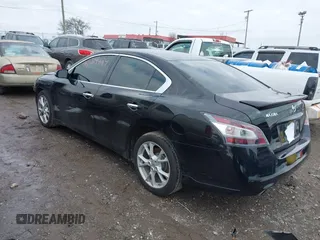 2012 Nissan Maxima 3.5 SV with VIN 1N4AA5AP1CC810871, listed as a IAAI auction lot 41304424 with 137,917 mi miles. Bid and sale history available at carsss.com. Image 3.
