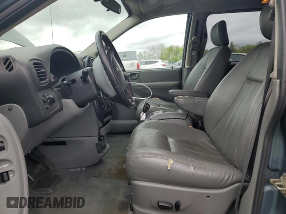2005 Dodge Caravan SXT with VIN 2D8GP44L45R313203, listed as a Copart auction lot 55309895 with 150,810 mi miles and Salvage Title. Bid and sale history available at DreamBid. Image 7.