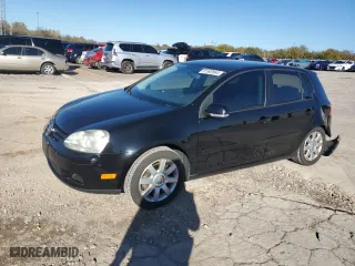 2006 Volkswagen Rabbit with VIN WVWDR91K36W136317, listed as a Copart auction lot 81592864 with 102,089 mi miles and Salvage Title. Bid and sale history available at carsss.com. Image 1.