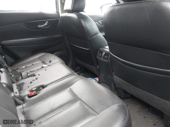 2018 Nissan Rogue S with VIN 5N1AT2MV0JC700111, listed as a IAAI auction lot 41682950 with 1 mi miles. Bid and sale history available at carsss.com. Image 8.