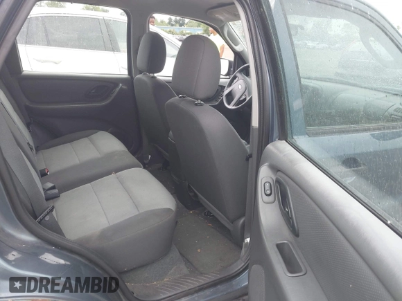 2006 Ford Escape XLS z VIN 1FMYU02Z66KA53989, wystawiony jako IAAI lot #42783537 z przebiegiem 95 833 mil mil oraz . Historia ofert i sprzedaży dostępna na DreamBid. Obrazek 8.